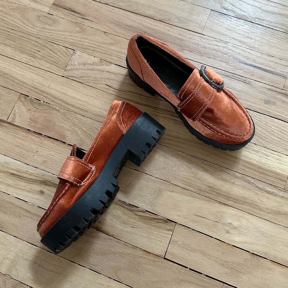 Platform Loafers - Picture 3 of 3